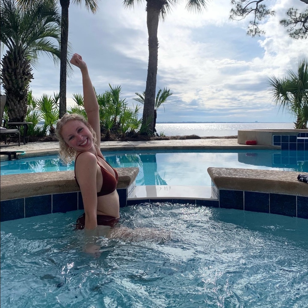 Meet your Posher, Kristan